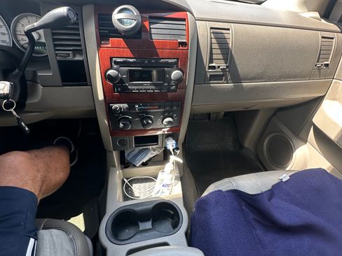 Used 2004 Dodge Durango SLT image 12