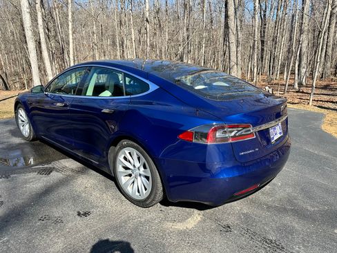 Used 2018 Tesla Model S 100D image 8