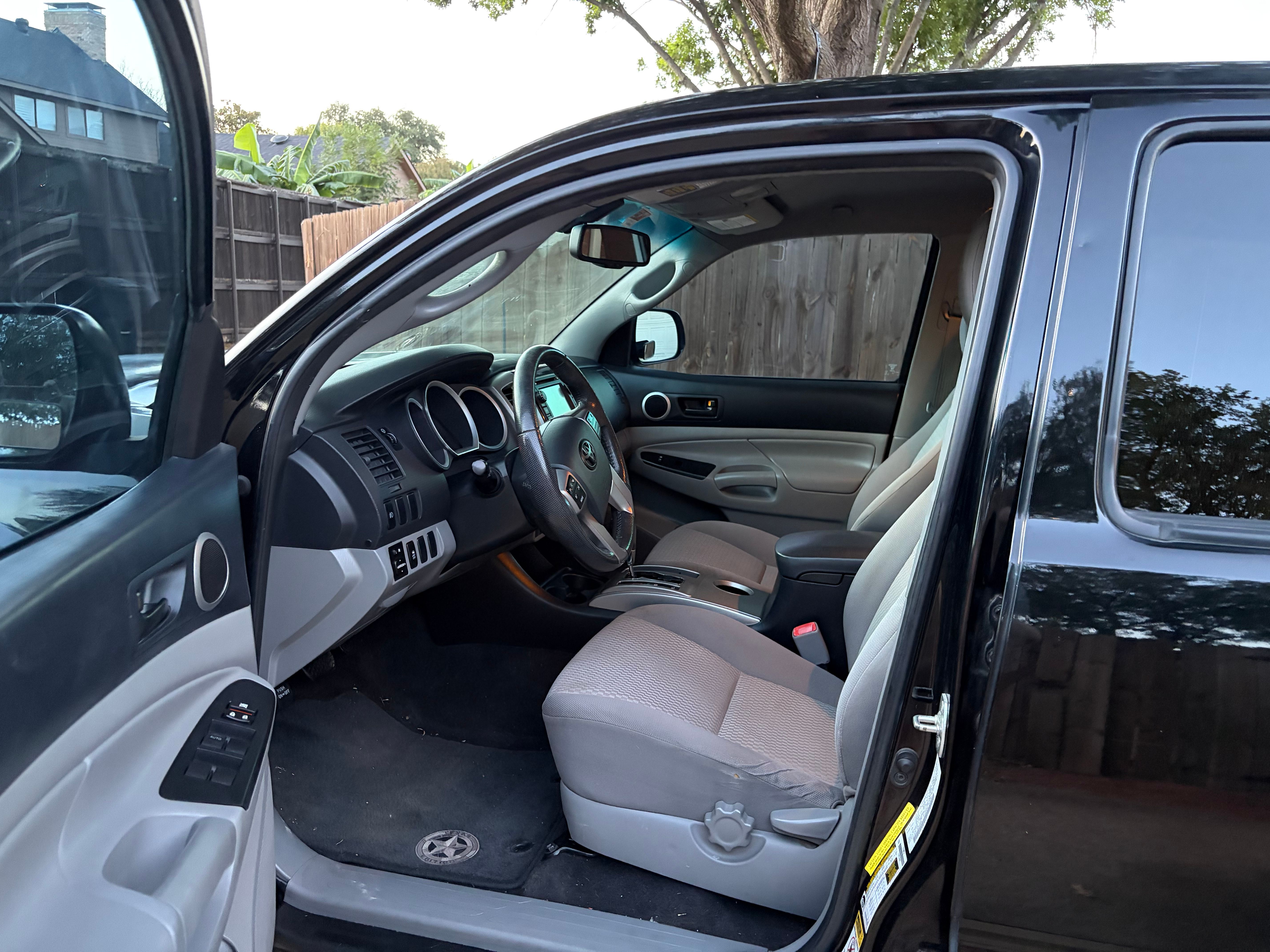 Used 2013 Toyota Tacoma PreRunner w/ SR5 Pkg RWD image 17