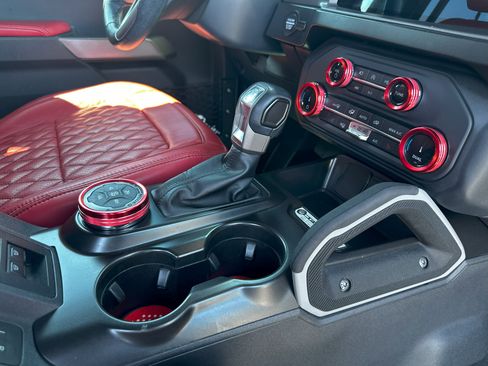 Used 2022 Ford Bronco Outer Banks w/ Sasquatch Package image 20