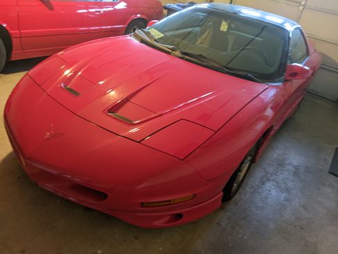 Used 1997 Pontiac Firebird Formula w/ Opt Pkg image 4