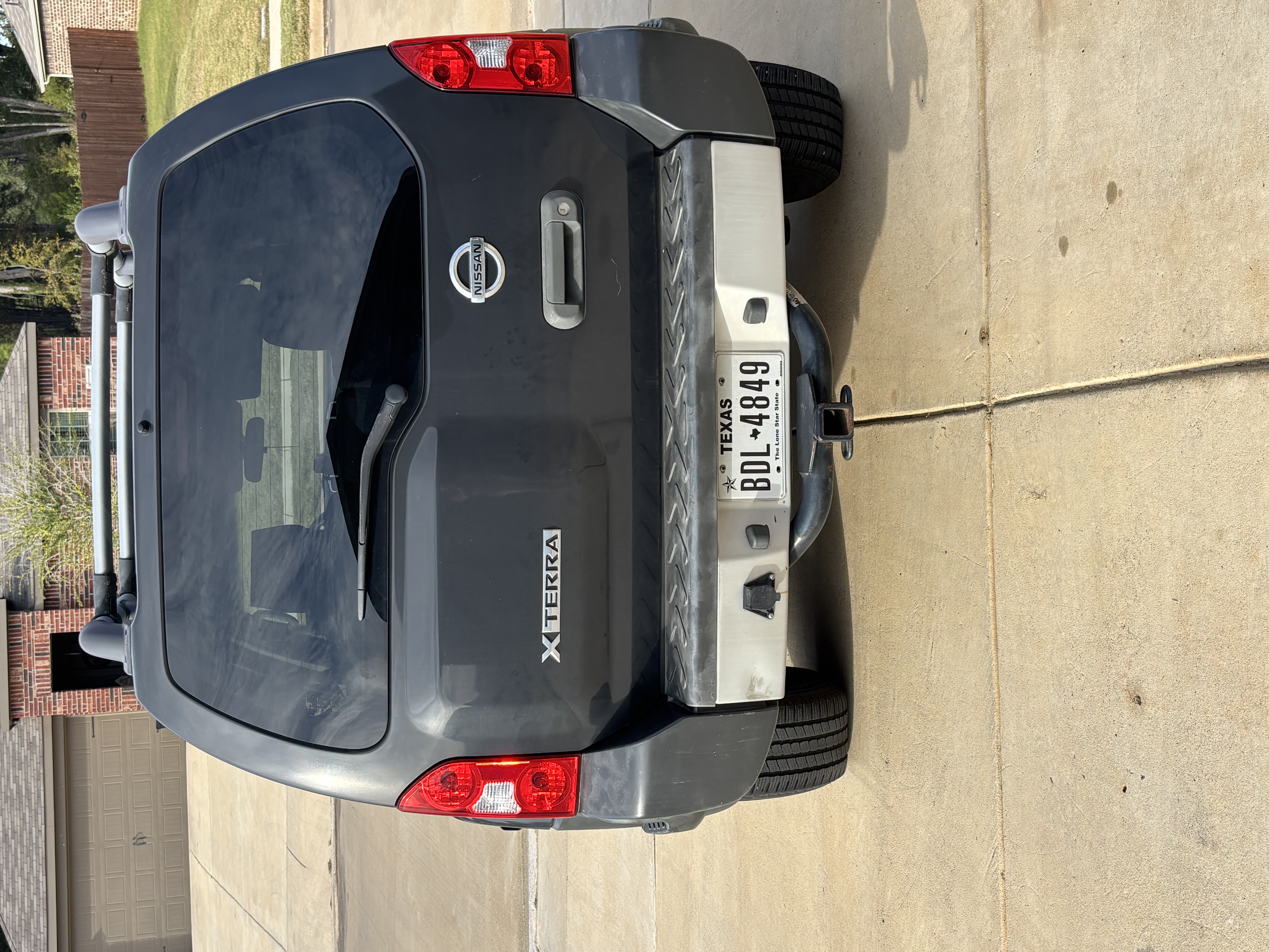 Used 2011 Nissan Xterra S w/ 4X2 Value Package RWD image 4