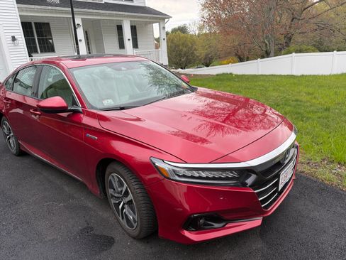 Used 2022 Honda Accord EX-L image 2