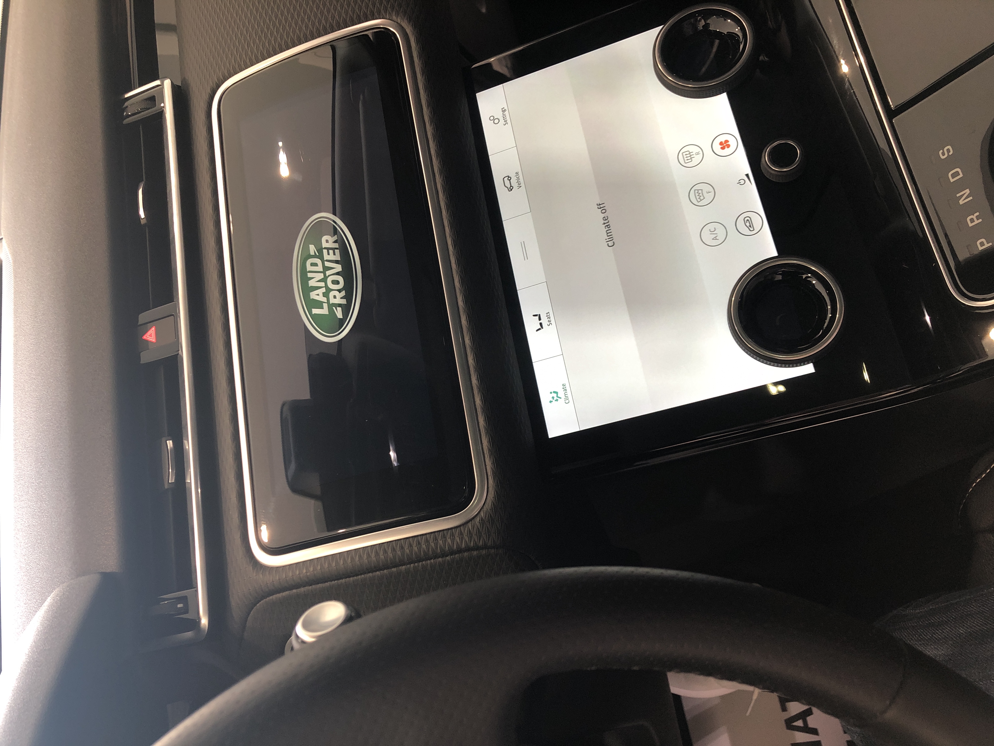 Used 2018 Land Rover Range Rover Velar S AWD/4WD image 1