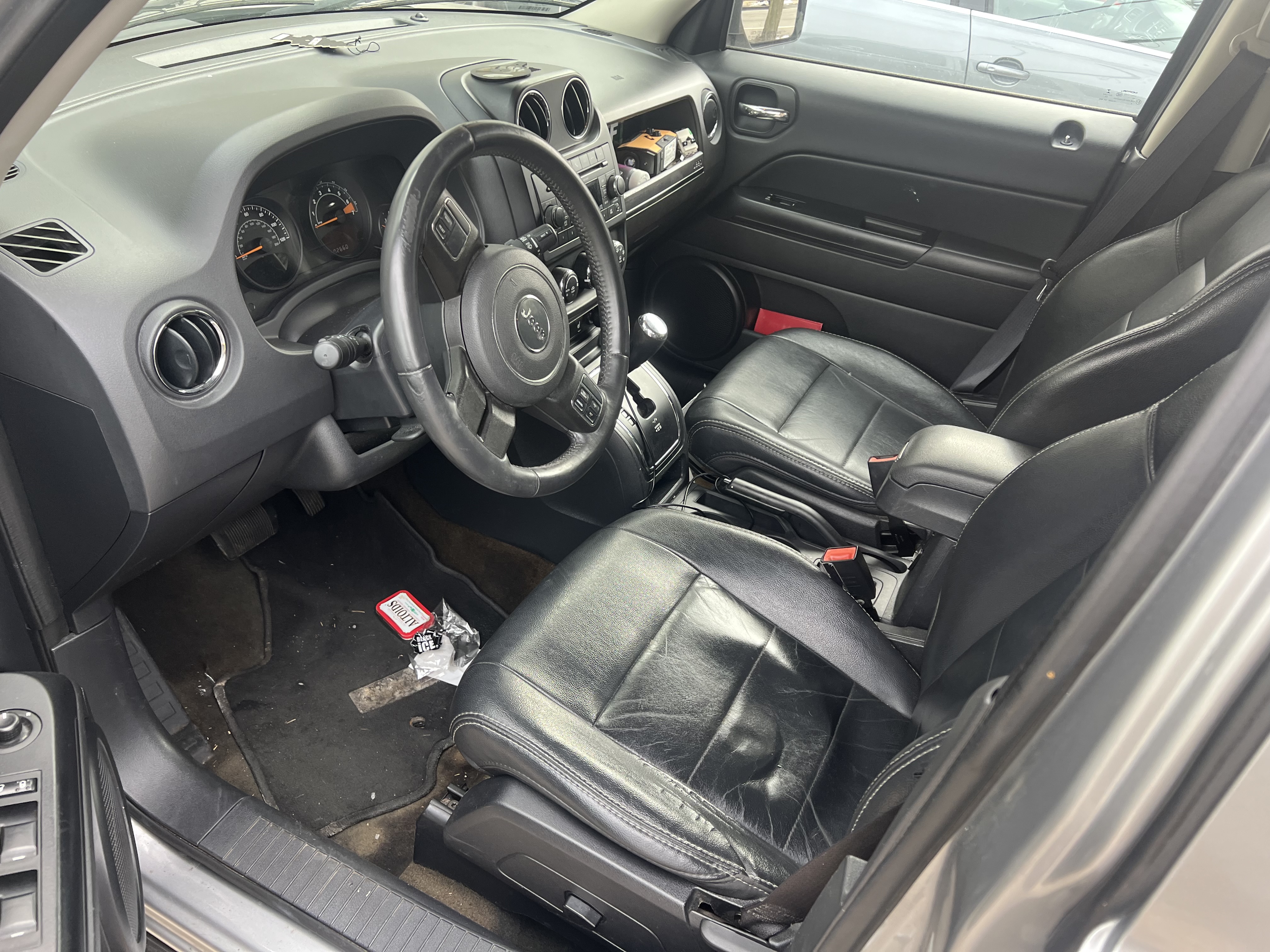 Used 2016 Jeep Patriot High Altitude FWD image 2