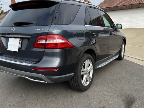 Used 2012 Mercedes-Benz ML 350 ML 350 4MATIC Sport Utility 4D image 6