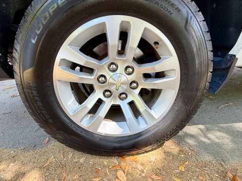 Used 2018 Chevrolet Silverado 1500 LT w/ All Star Edition image 14