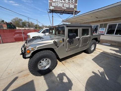Used 2001 HUMMER H1 4-Door Open Top image 4