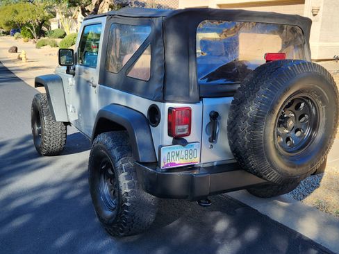 Used 2009 Jeep Wrangler X image 4