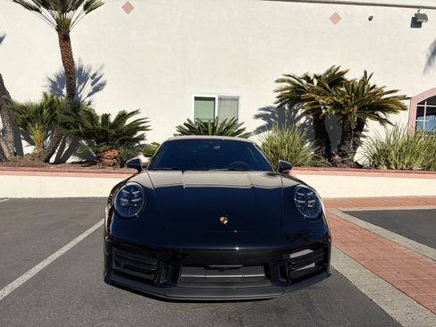 Used 2025 Porsche 911 Carrera S image 4