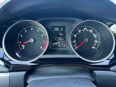 Used 2016 Volkswagen Jetta Sport FWD image 13