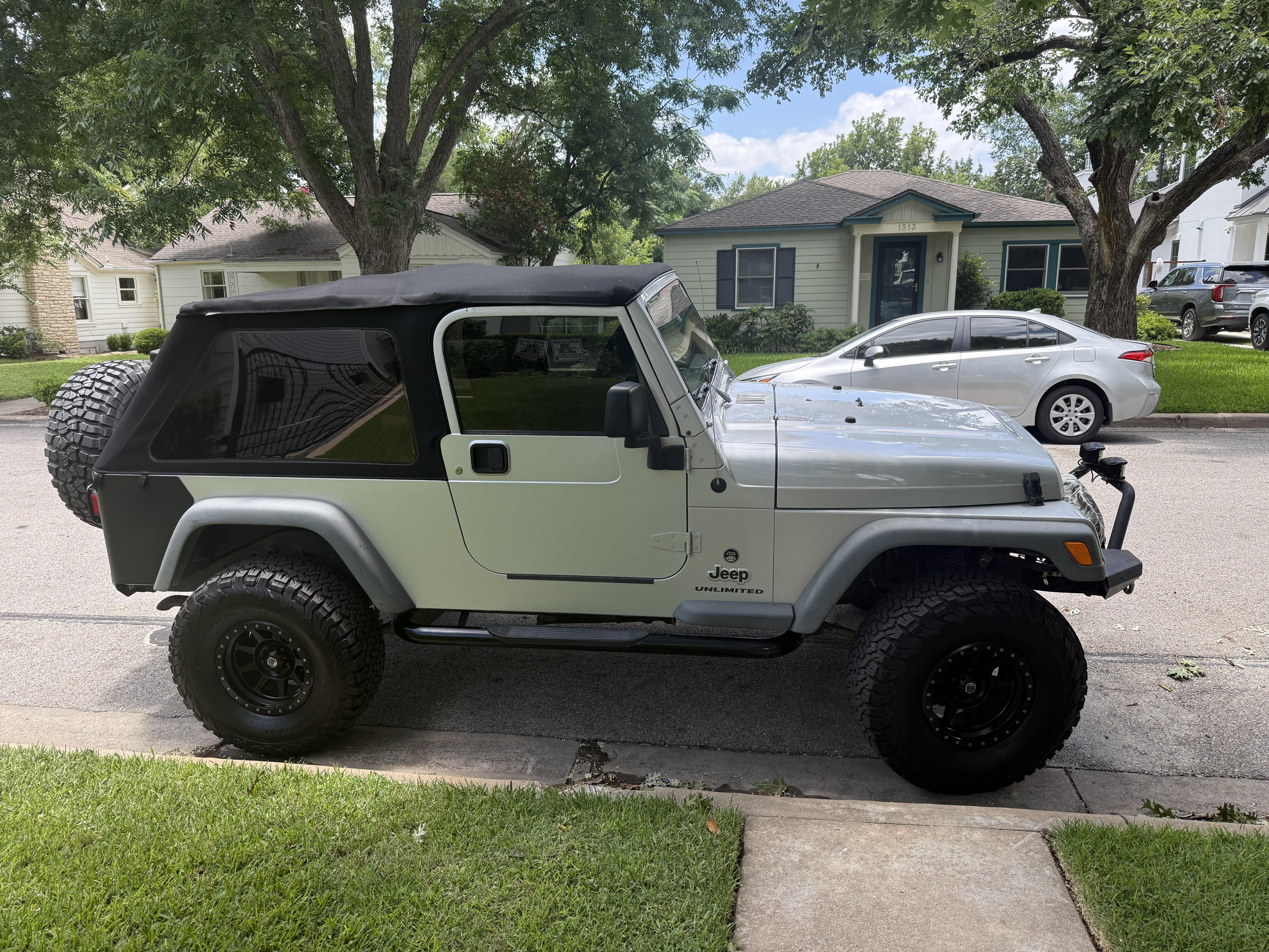 Used 2005 Jeep Wrangler Unlimited AWD/4WD image 6