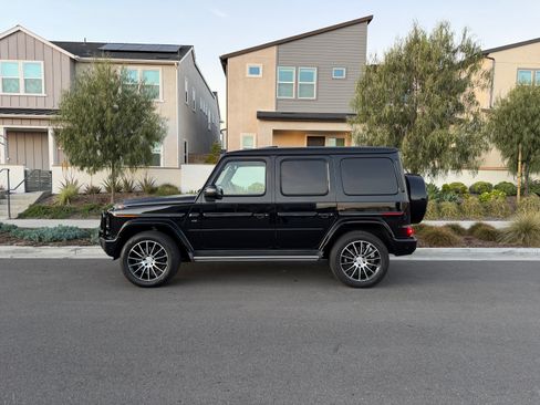 Used 2019 Mercedes-Benz G 550 image 2