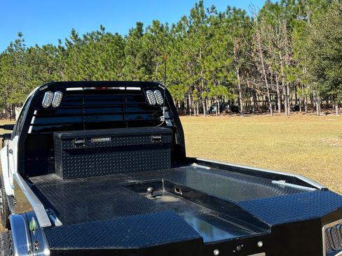 Used 2023 Ford F450 XLT w/ XLT Value Package image 11