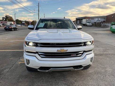 Used 2017 Chevrolet Silverado 1500 LTZ Z71 w/ LTZ Plus Package image 5