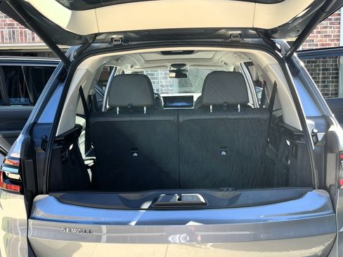 Used 2024 BMW X7 xDrive40i w/ Premium Package image 24