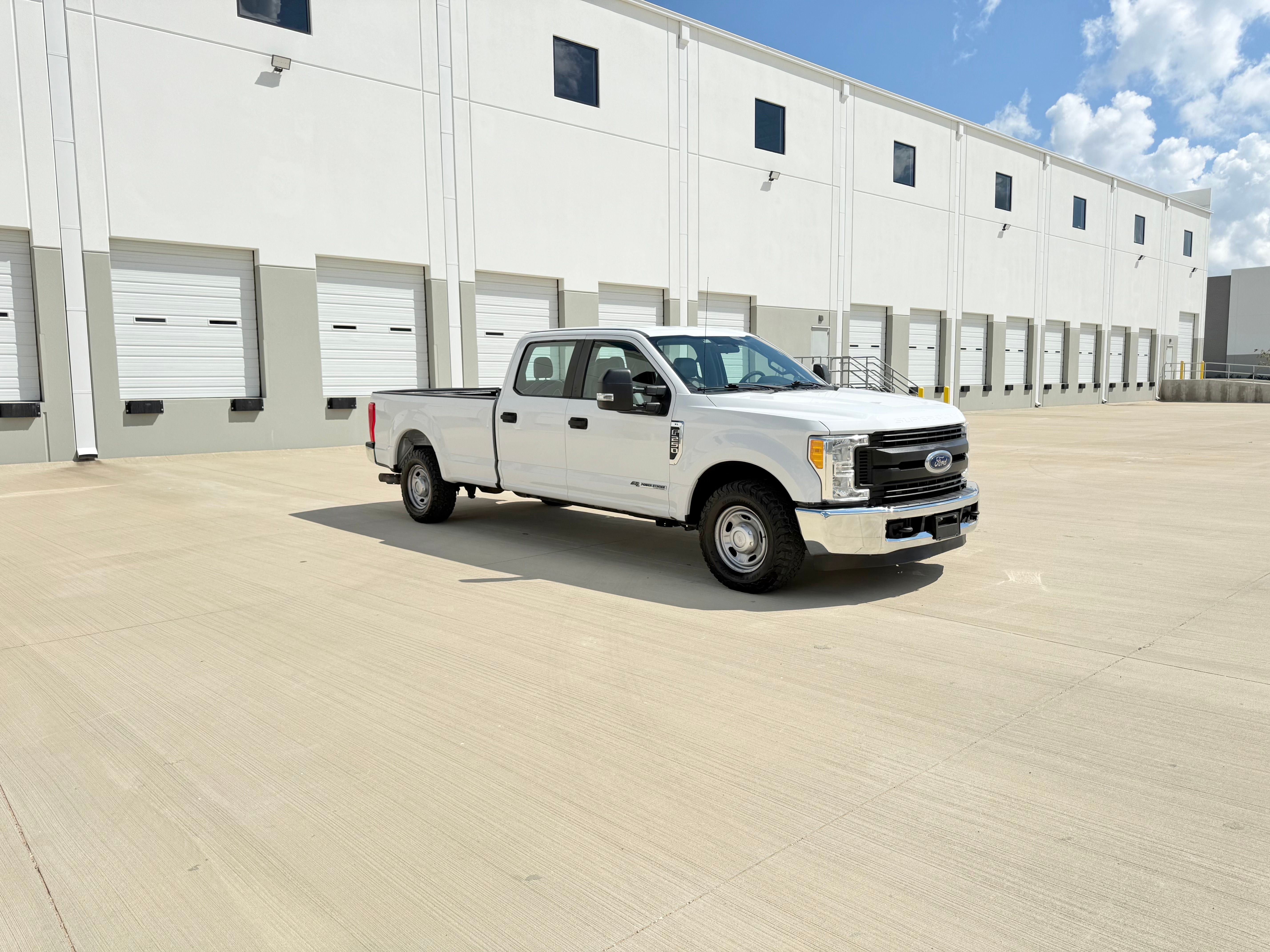 Used 2017 Ford F250 XL w/ Power Equipment Group RWD image 4