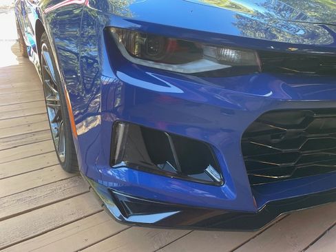 Used 2022 Chevrolet Camaro ZL1 RWD image 25
