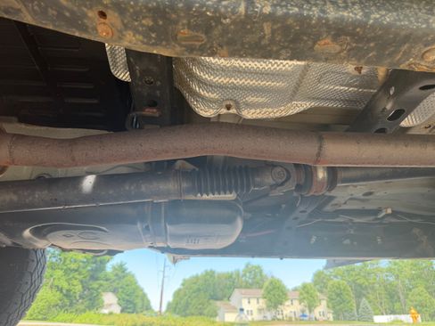 Used 2017 Toyota Tacoma SR w/ SR Convenience Package AWD/4WD image 14