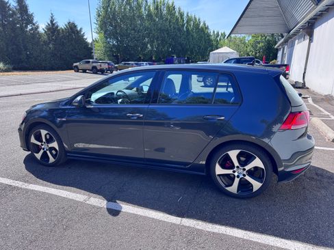 Used 2016 Volkswagen GTI Autobahn w/ Lighting Package (SEL) FWD image 1