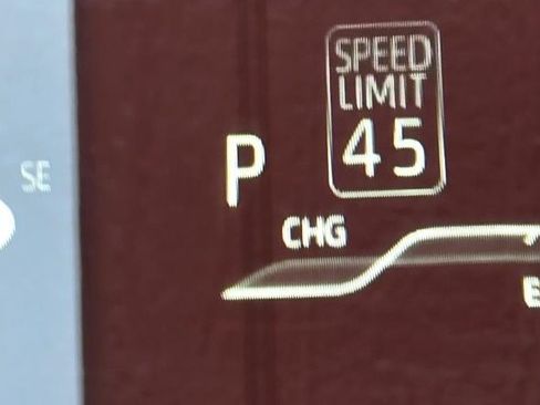 Used 2025 Toyota RAV4 XSE w/ Premium Package image 6