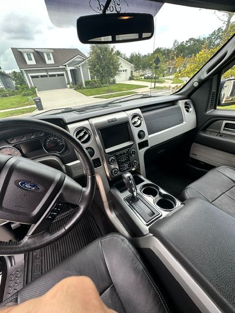 Used 2014 Ford F150 FX4 w/ Equipment Group 402A Luxury AWD/4WD image 11