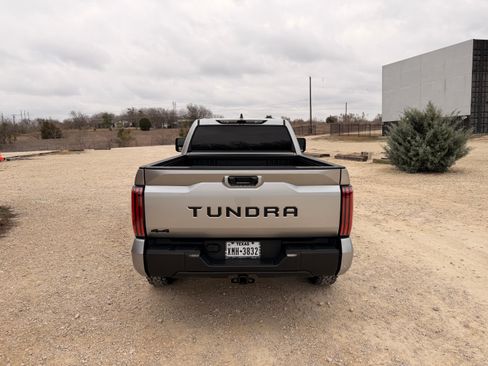 Used 2025 Toyota Tundra Limited w/ TRD Off-Road Package image 9