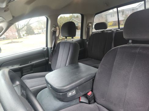 Used 2004 Dodge Ram 1500 Truck SLT w/ Sport Appearance Group image 10