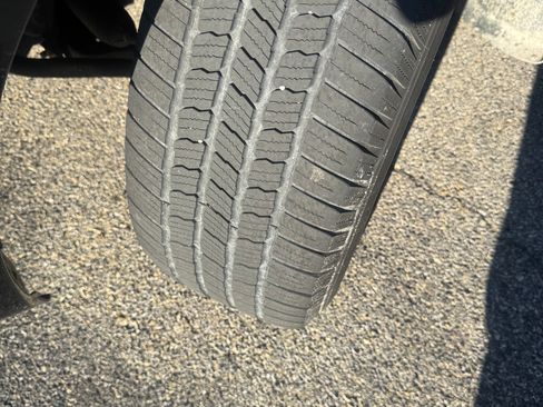 Used 2011 Nissan Pathfinder LE w/ Protection Pkg image 13