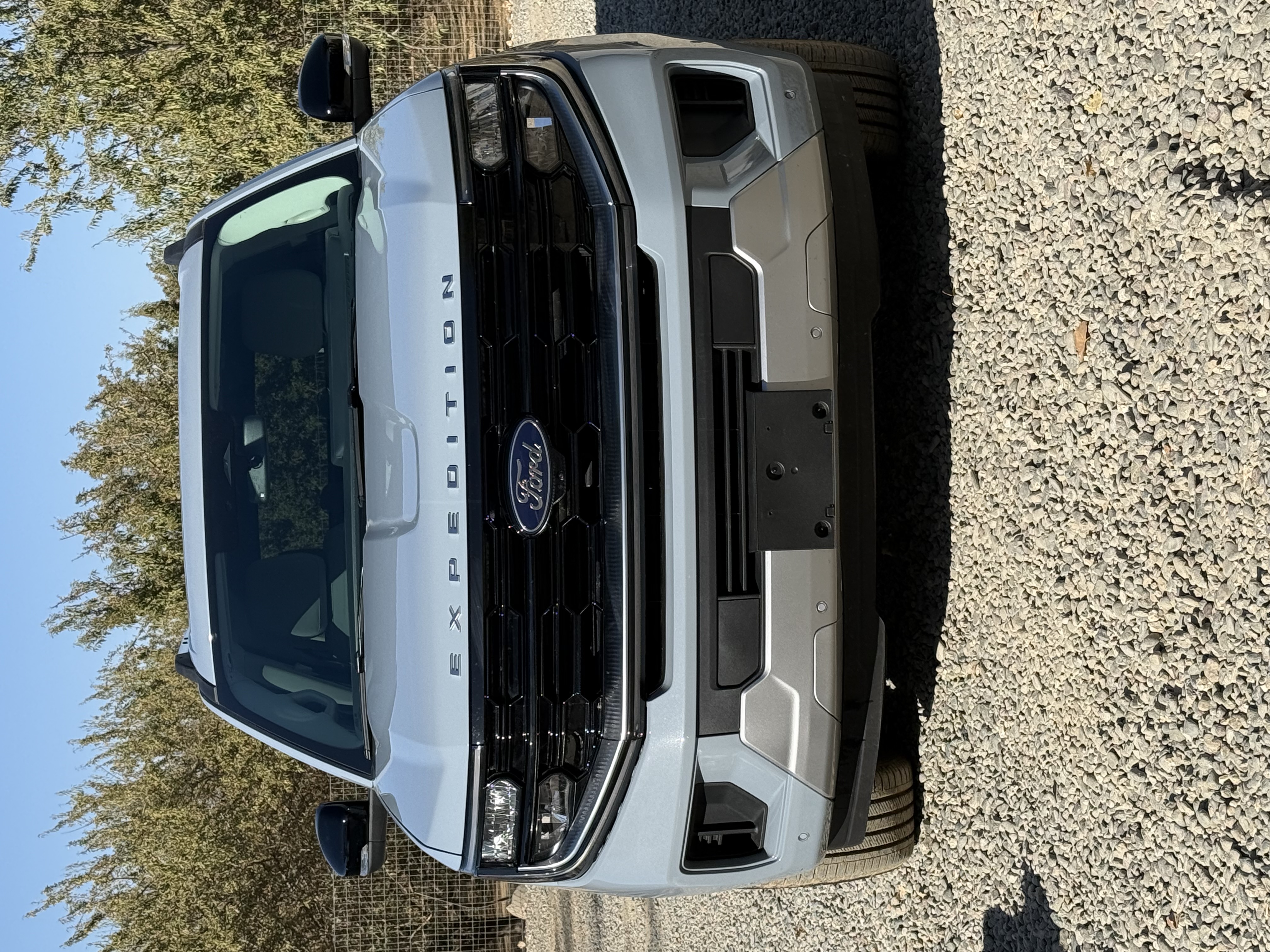 Used 2026 Ford Expedition Platinum w/ Platinum Ultimate Package AWD/4WD image 1