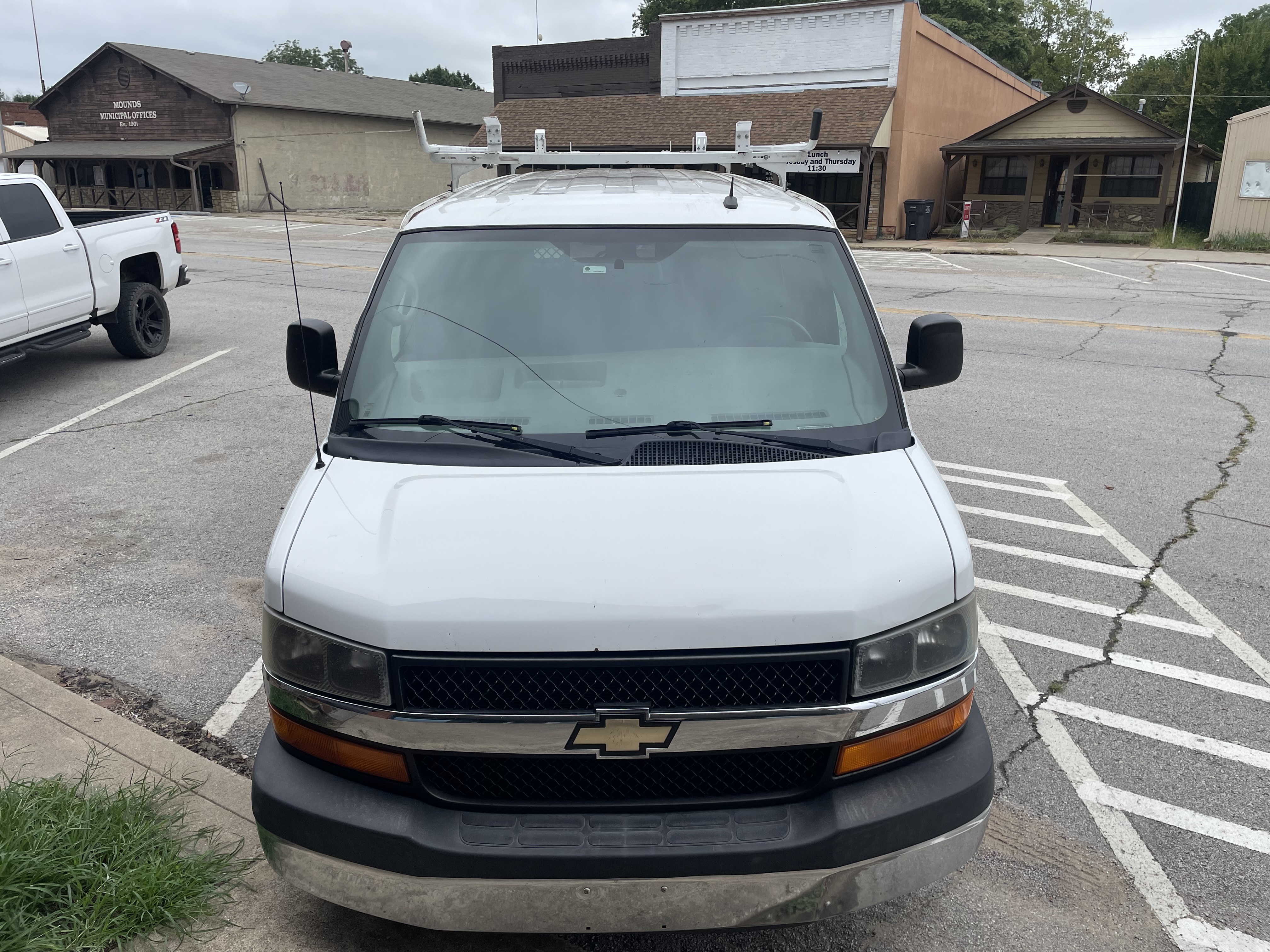 Used 2014 Chevrolet Express 1500 LT w/ LT Preferred Equipment Group RWD image 21