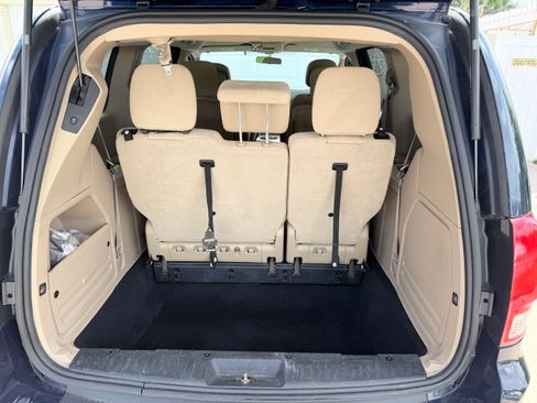 Used 2015 Dodge Grand Caravan SXT FWD image 20
