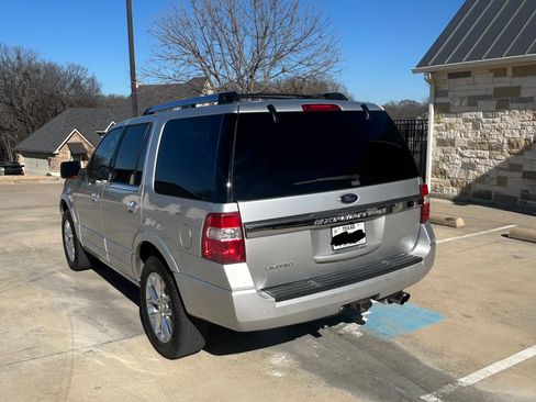 Used 2017 Ford Expedition Limited w/ Equipment Group 301A image 6
