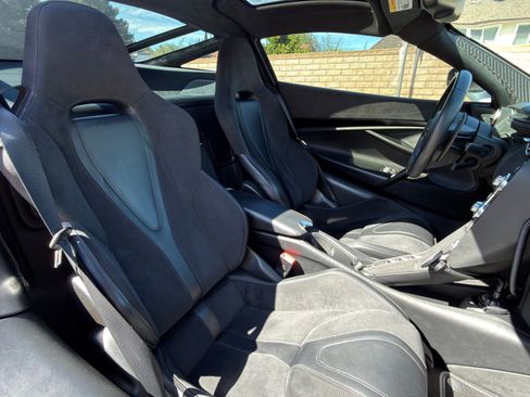 Used 2020 McLaren 720S Coupe 2D image 8