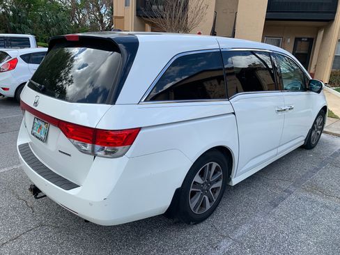 Used 2014 Honda Odyssey Touring image 5