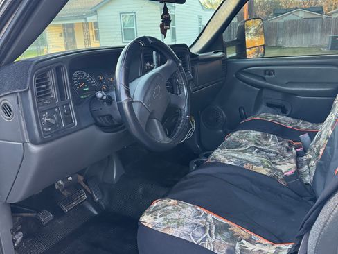 Used 2003 Chevrolet Silverado 2500 W/T image 5