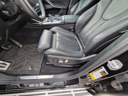 Used 2020 BMW X7 xDrive40i w/ M Sport Package image 4