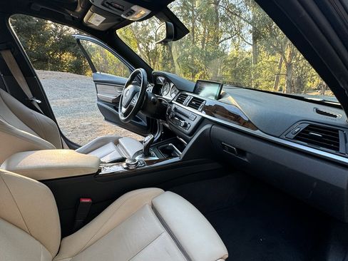 Used 2015 BMW 335i Sedan image 14