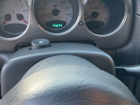 Used 2004 Chrysler PT Cruiser GT FWD image 14