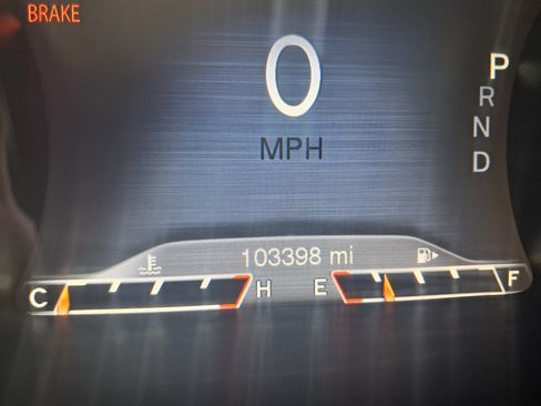 Used 2015 Jeep Cherokee Trailhawk image 5