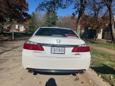 Used 2014 Honda Accord Touring image 5