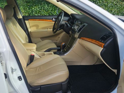 Used 2009 Hyundai Sonata Limited image 12
