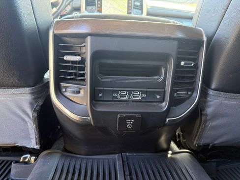 Used 2022 RAM 3500 Laramie AWD/4WD image 17
