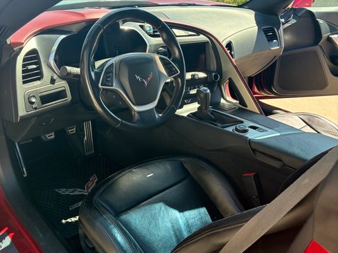 Used 2014 Chevrolet Corvette Stingray Coupe RWD image 15