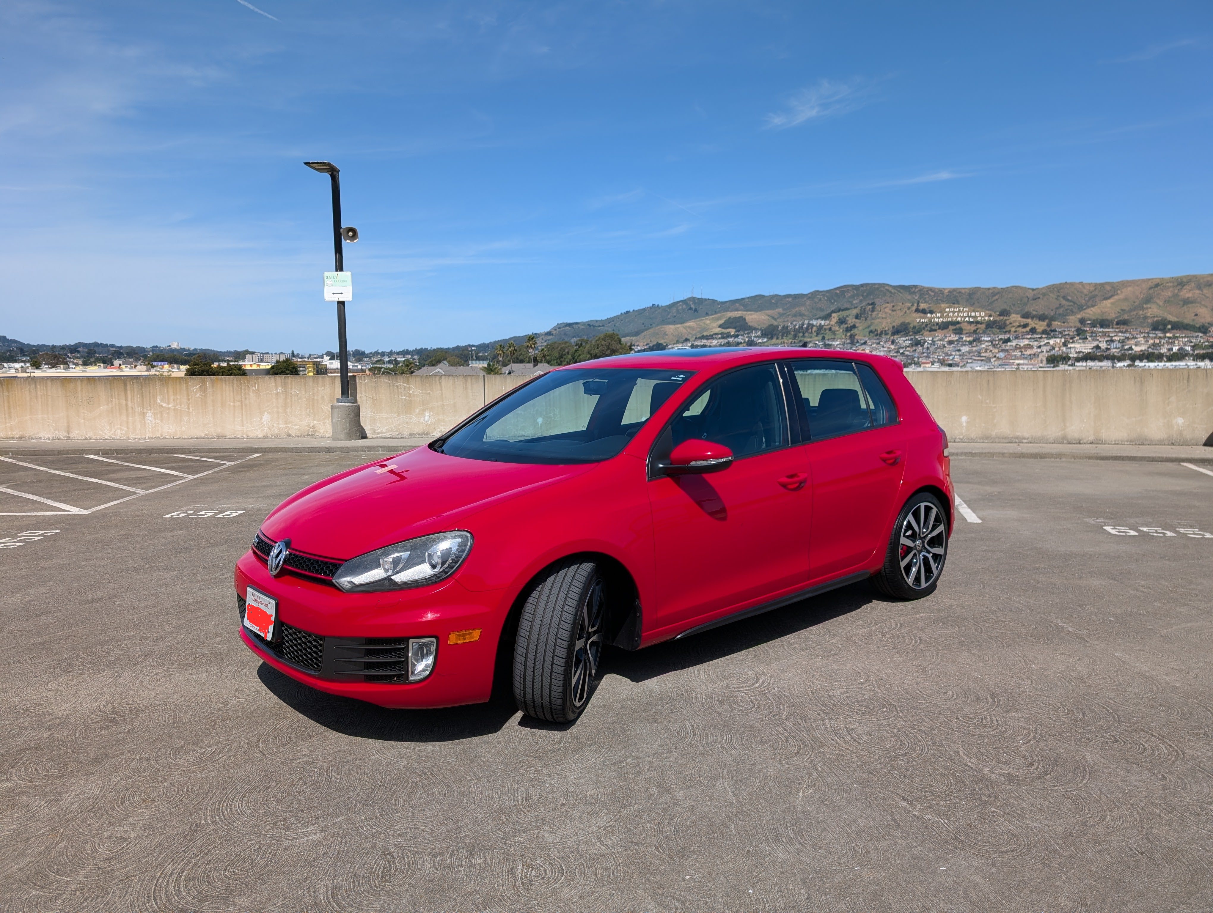 Used 2013 Volkswagen GTI Autobahn FWD image 1