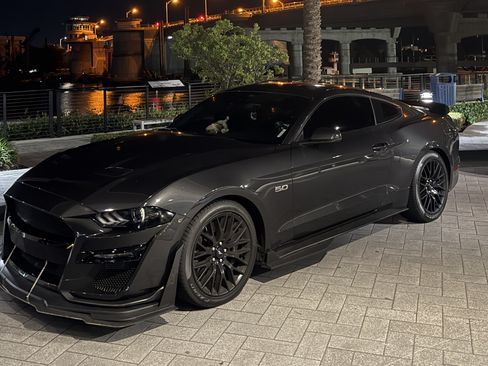 Used 2022 Ford Mustang GT Premium w/ GT Performance Package image 6