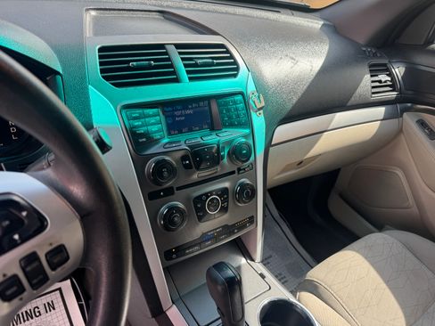 Used 2013 Ford Explorer FWD image 14