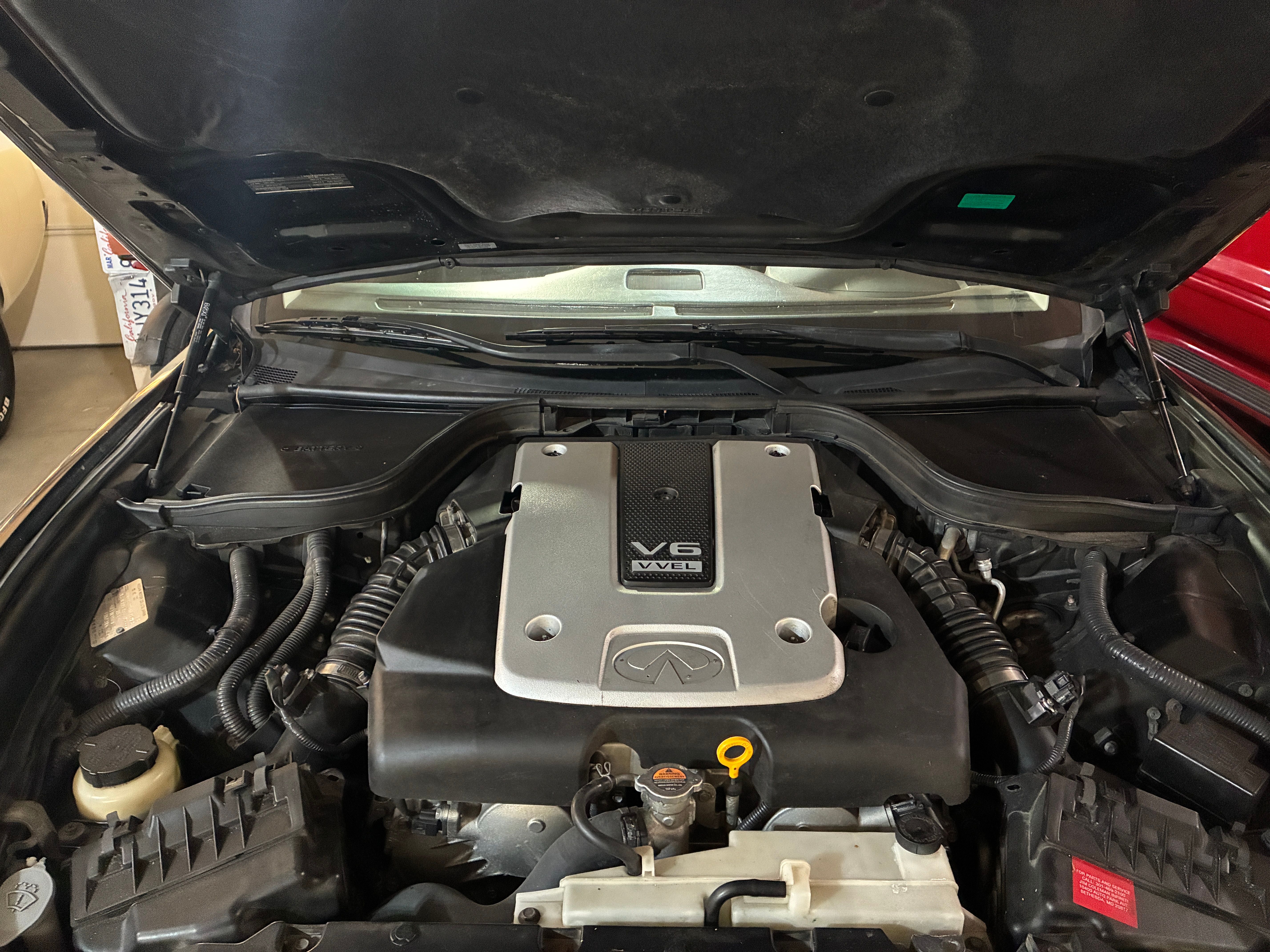 Used 2010 INFINITI G37 Sport w/ Navigation Pkg RWD image 18