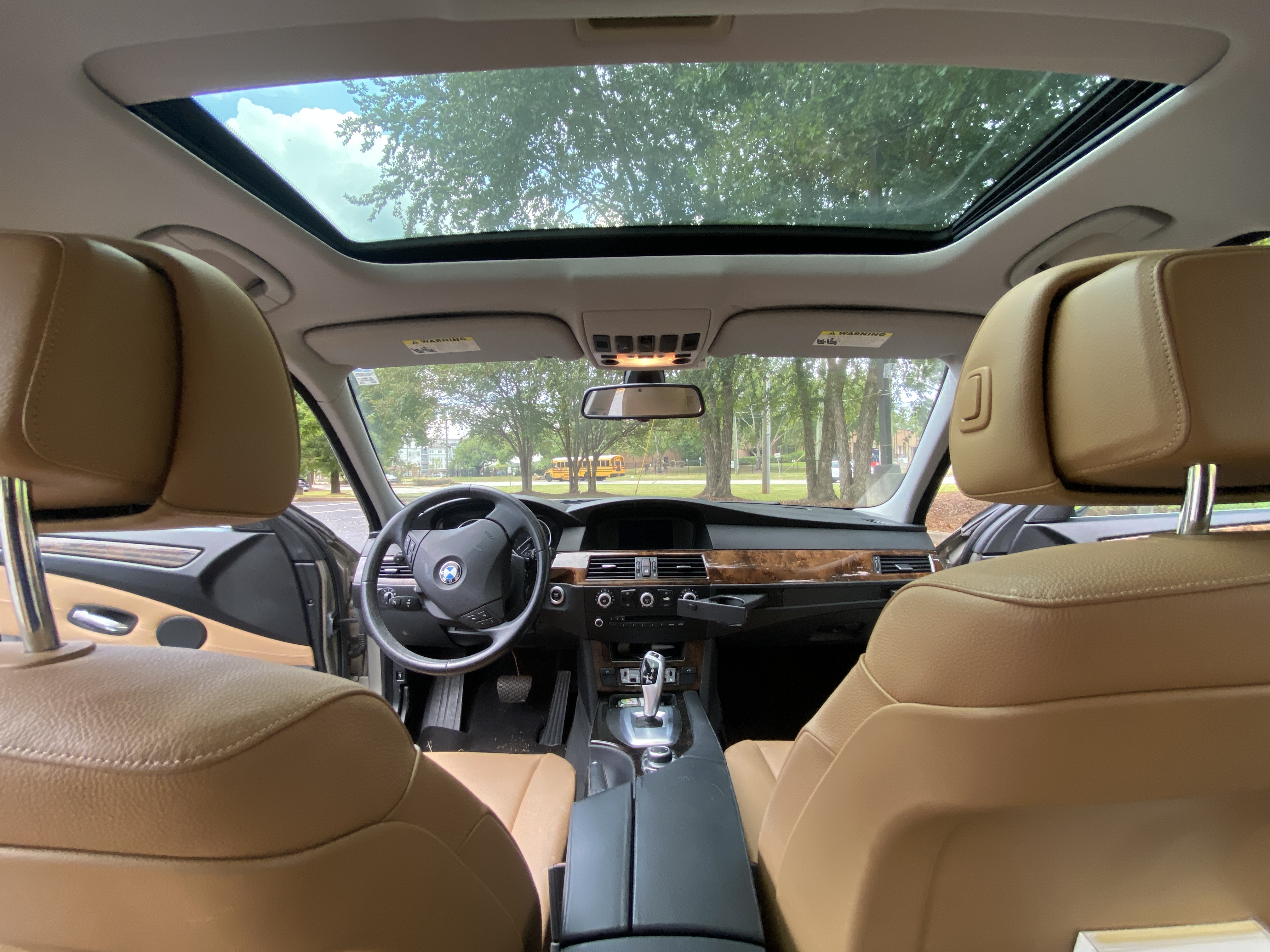 Used 2010 BMW 528i Sedan RWD image 17