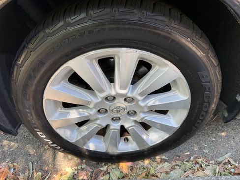 Used 2013 Toyota Sienna Limited w/ Premium Pkg FWD image 29